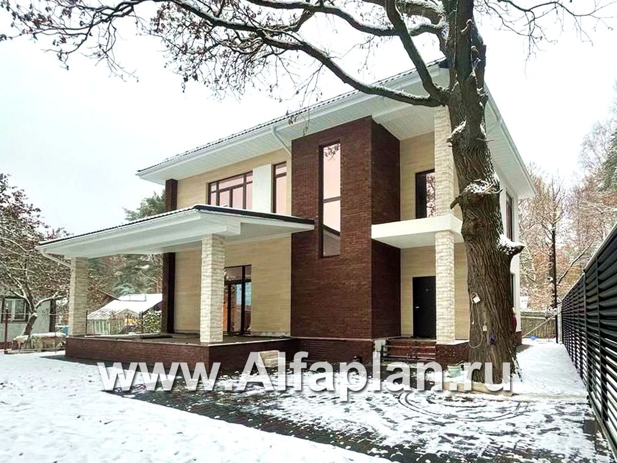 «Эрго» - проект дома 10х10м, планировка с террасой со стороны входа, с удобной планировкой - дизайн дома №4